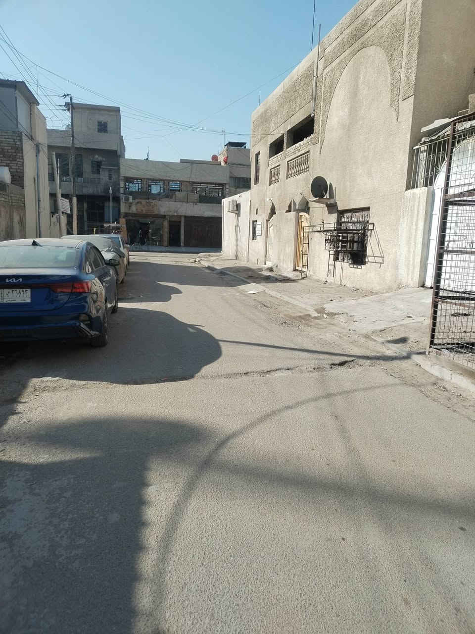 مشتمل للبيع
ابو دشير الموقع بالف قرب مخبز اللامي

من جهة النجارين المساحة ٨٠ م

الواجهة ٤ متر ونزال ٢٠ م
اتصال ***********
