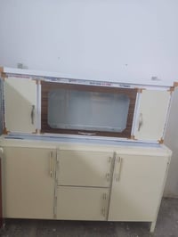 كاونتر متر ونص • قفل بدون عمله • ديوانيه