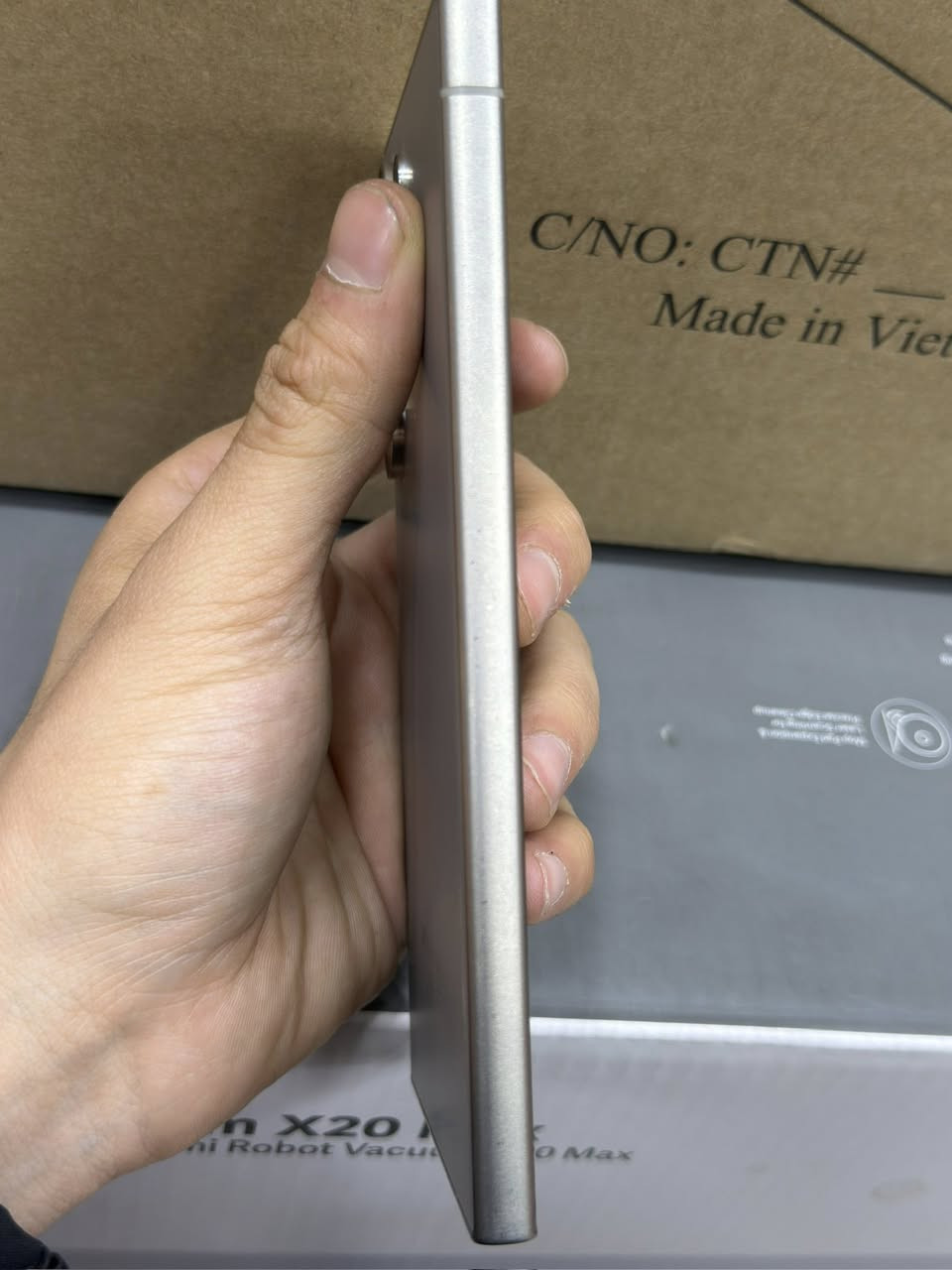 سامسونك s24
لون رصاصي بدون كارتونه
ذاكره 512 جهاز نضيف
مكاني بغداد 
***********
