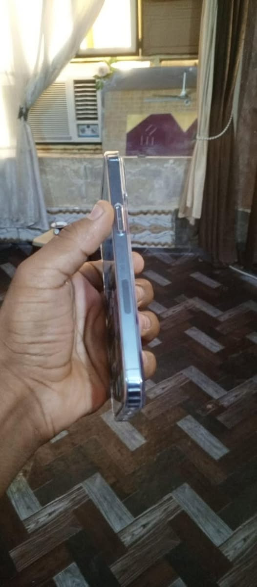 12 برو ماكس نضيف ما مبدل ولا قطعة 

بطارية 🔋 89 

الجهاز تجي تاخذة على الفحص 

السعر 550 

الرقم ***********
