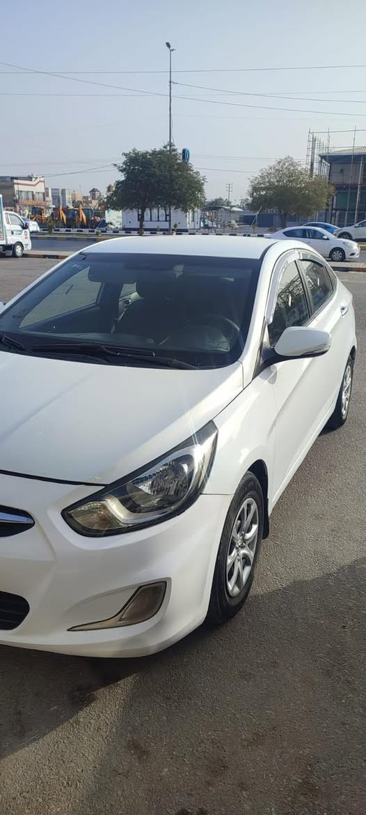 اكسنت موديل: 2014
السيارة باسمي (ملكية أصلية)
كفالة عامة
تحكم بالستيرن (الدركسون)
إشارات بالمرايات
المكيف تبريد ثلج ❄️
التدفئة شغالة 🔥
دوشمه جديدة 
السيارة نظيفة وجاهزة للاستعمال
للاستفسار *********** واتس اب موجود 
السعر 105 وبيها مجال 
المكان/ النجف
