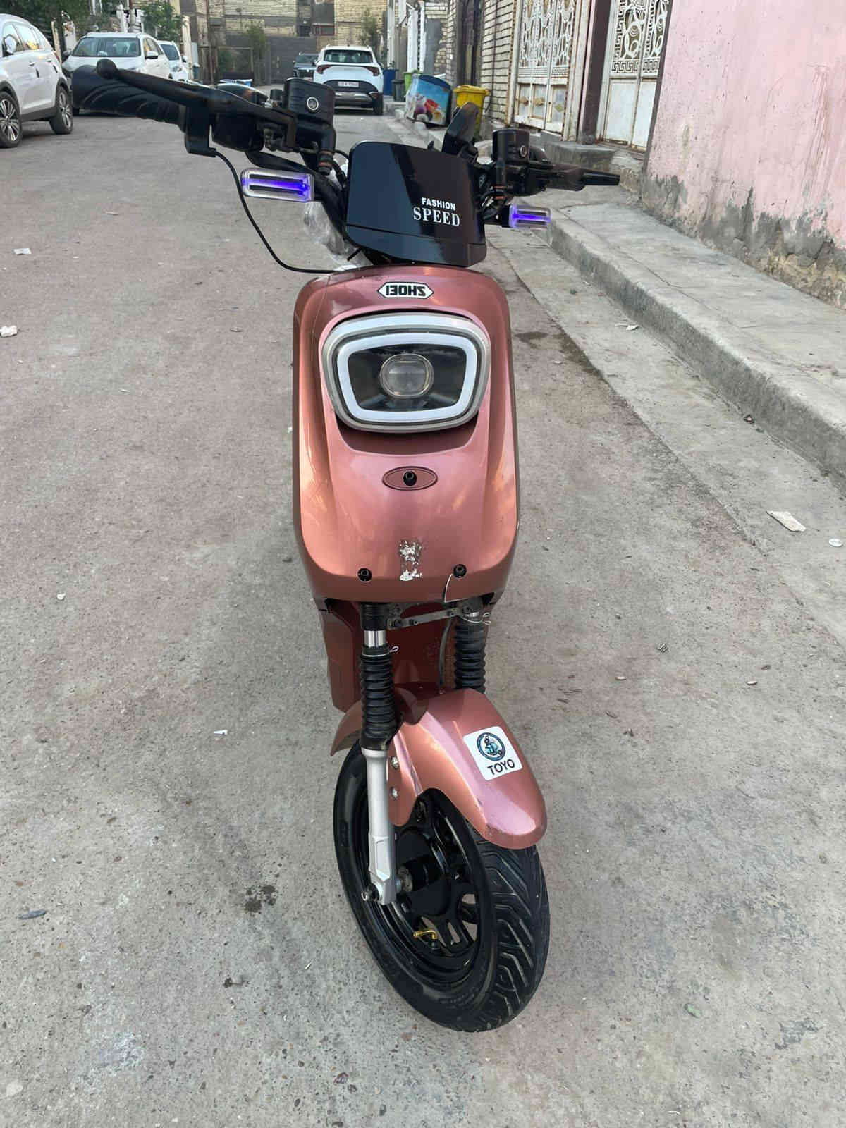 دراجة نوع R8 للبيع
بطاريات 5 كبار
نظام بك
نظام تشغيل كارت
نظام انذار سرقة
دراجة استعمال شهرين فقط
العنوان بغداد البلديات
السعر 375 وبيها مجال
***********
