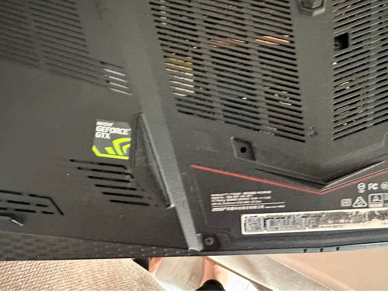 اربيل

CPU: Intel Core i7-7700HQ (4 cores, up to 3.8 GHz)

NVIDIA GeForce GTX 1070 8 GB + Intel HD Graphics 630

RAM: 16 GB DDR4

Storage: 256 GB SSD + 1 TB HDD

Display: 15.6″ FHD (1920×1080) أربيل, العراق


**إذا كنت صاحب هذا الإعلان وتريد حذفه لأي سبب، رجاءا أرسل رسالة إلى الدعم الفني**