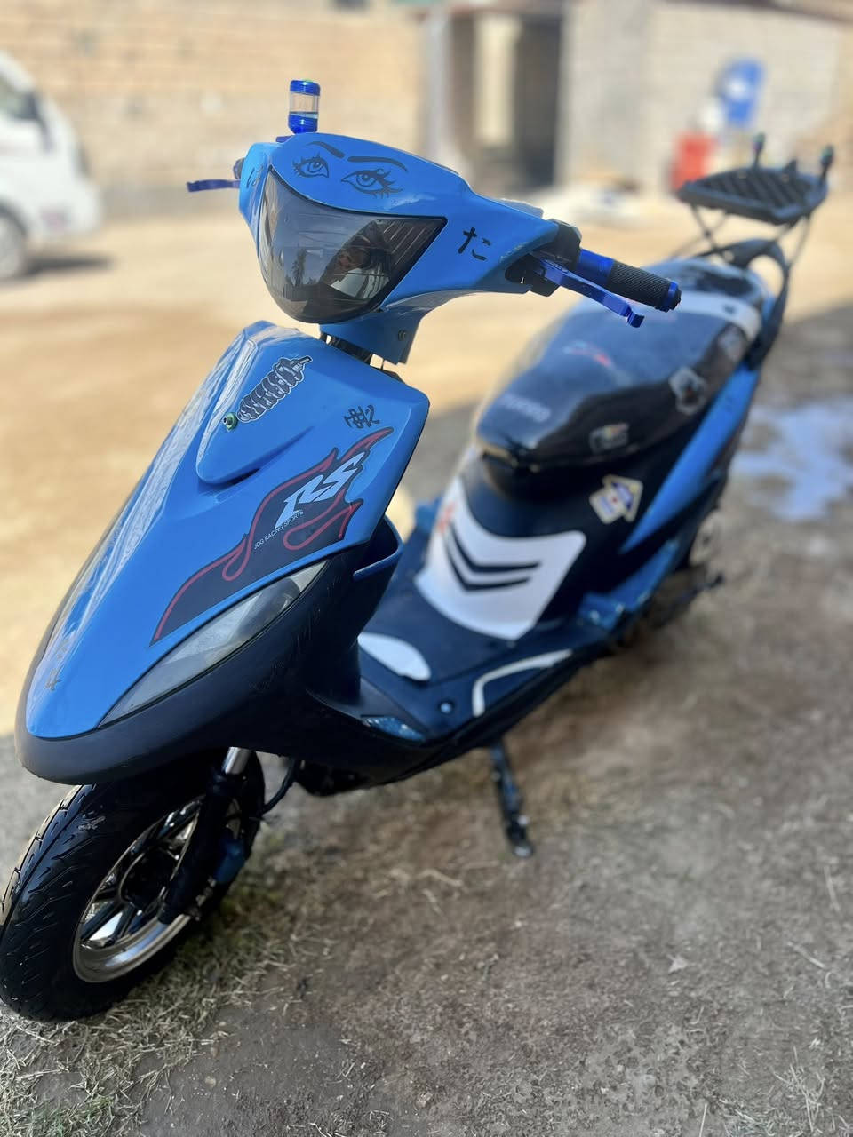 السلام عليكم ماكس عدله للبيع دراجه مكفوله من كلشي دراجه نشطه وسريعه ورياضيه بوشه 55 تجي تفحص بعينك و تشوف نضافه ول نشاطه مالته السعر 550 الف وبي مجال متوازي على البيع رقم تلفوني 0786 485 8311‬ بي وتساب مكاني الرمادي حصيبه الشرقيه
