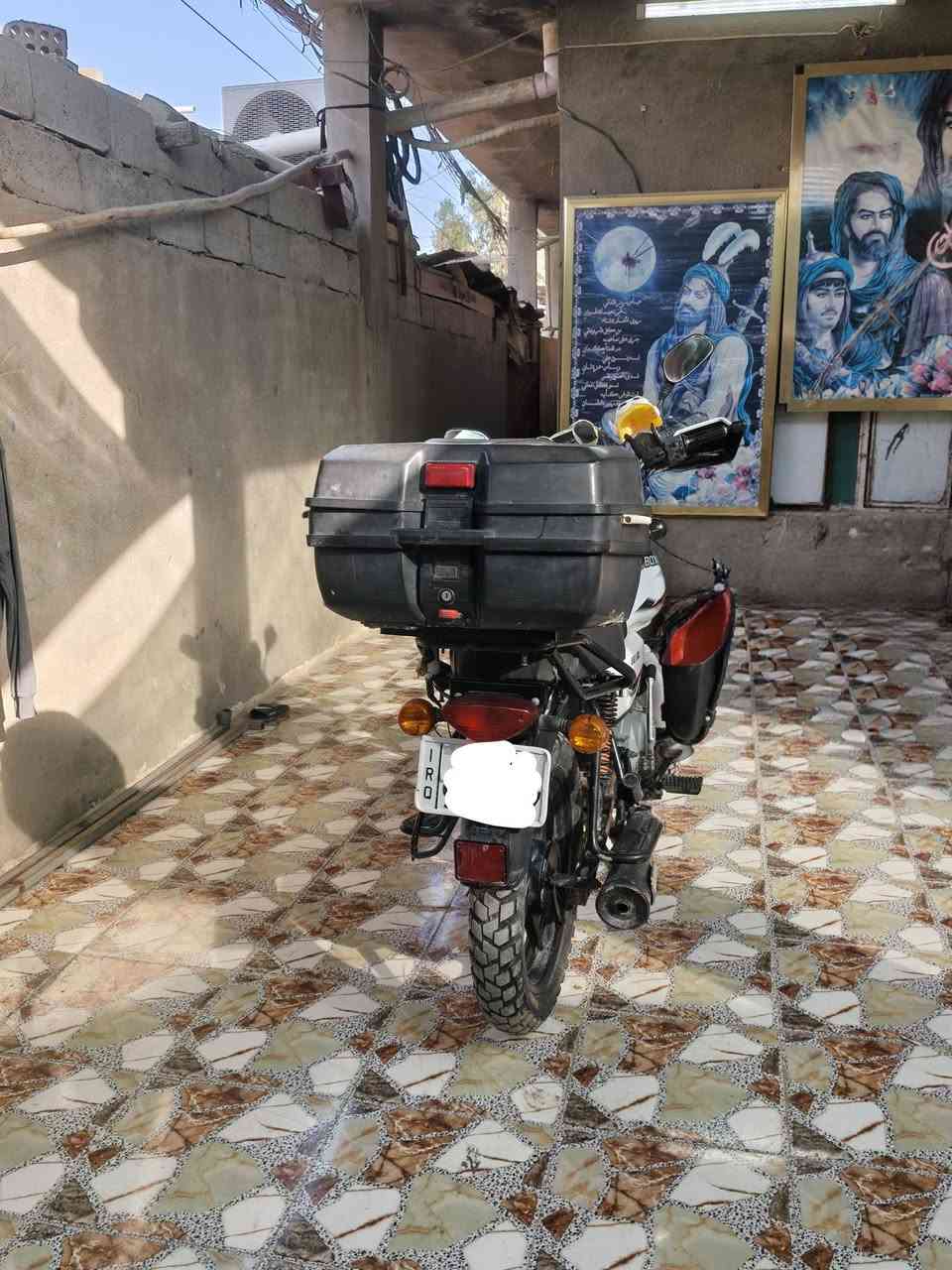 السلام عليكم 
دراجة للبيع موديل 2022 نظافة فول مرقمة والسعر مليونين ومية وبيها مجال 
رقم الهاتف *********** مخابرة رصيد واتساب العنوان بغداد النهروان
