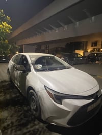 كورلا هايبرد  وارد امريكي Le 2024 السياره بحاله الوكاله ممشاها 15الف  ...