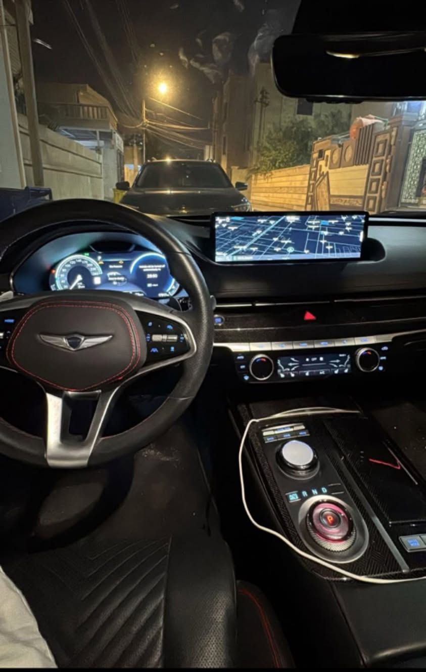 جنسسg80 سياره فول برستيج اعلى فئة بل جنسس 2023 كامرات رادارات بيها مشطين تاير الوره يتحرك مع كدام بيبيان 4 شفط بيها هواي مواصفات  فول الفول محرك 6 تيربو ماشيه 20 الف  بيع مستعجل 290 بيها مجال ***********
