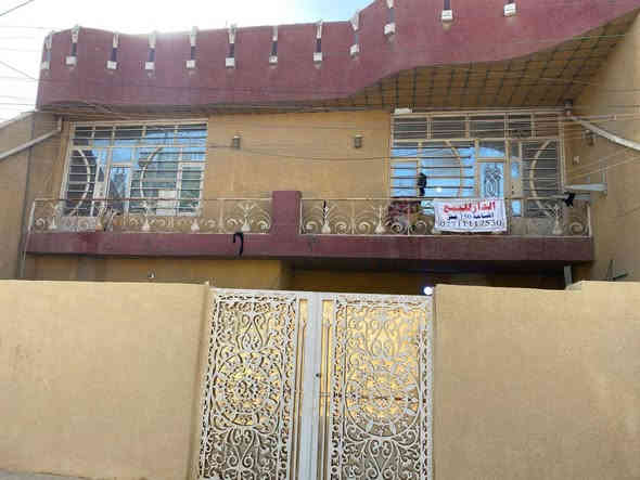 السلام عليكم بيت للبيع مساحه 150متر يحتوي طابقين الطابق الاول استقبال صحيات مطبخ غرفه نوم الطابق الثاني 3غرف نوم حولي صحيات بيتونه صطحين شتايكر بيت جديد الواجهه10نزال15 كراج طابو صرف سكني العنوان الزعفرانية دور الشرطه بالقرب من صوره الامام علي (ع) للاستفسار مكتب تبارك الرحمن 
***********
