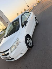 شوفريت سبارك • ٢٠١٢ • قابل للتفاوض