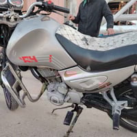 دراجه للبيع عالي موديل 2016 محرك 200 cc دراجه مفتوح المحرك السعر 350 و...