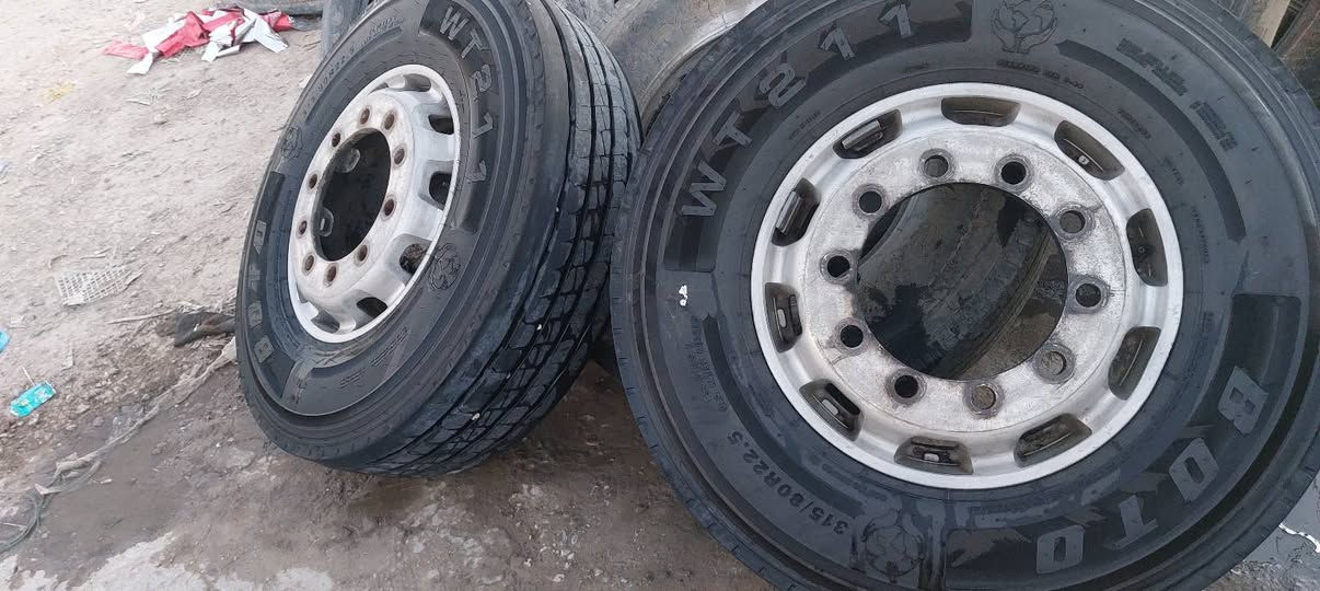 زوج تايرات صيني  مع ويالات كروم عكرب الأصلي ستيرن
نوعية POTO درجه اولى بل صيني
انتاج 2025
جديد اربع دروب مشتغل عليهن
سعر التايرات مع ويالاتهن 
750،000 قفل

صينية جوست مال سنكل جديده مال كصه 
سعر الصينية 425،000 
بيها مجال بسيط

العنوان / ديالى / كنعان 
الاستفسار
☎️***********

☎️ *********** وات ساب
