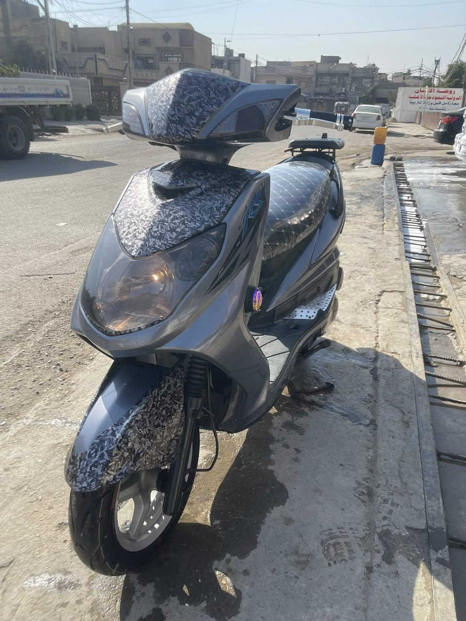 السلام عليكم الي ميعجبه لا يعلق ولا يراسل
سكنز فحل ياباني فول مكفوله كفاله عامه مكينه بلاديه ابلاديه شلعه ومعدل وفول عداد اكتروني نوزل الدراجه نكره ابي وقت الدراجه كامله مكمله مابيها 
اي نقص فول ابلاديه دراجه بل عافيه عل ياخذها 
بيها تزويد خفيف بس كاعده وحلوه ومرتبه 
السعر مليون ١٥٠ وبيها مجال قليل 
مكاني بغداد دوره حي الصحه 
اتصل وتدلل ***********
