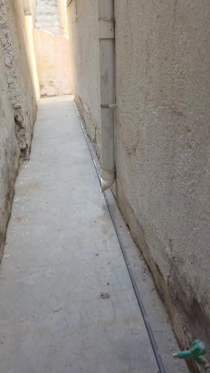سلام عليكم نصف قطعة خلفيه البيع مدينة الصدر قطاع ٢٩خلف شارع السفنج الاستفسار ***********تصال
