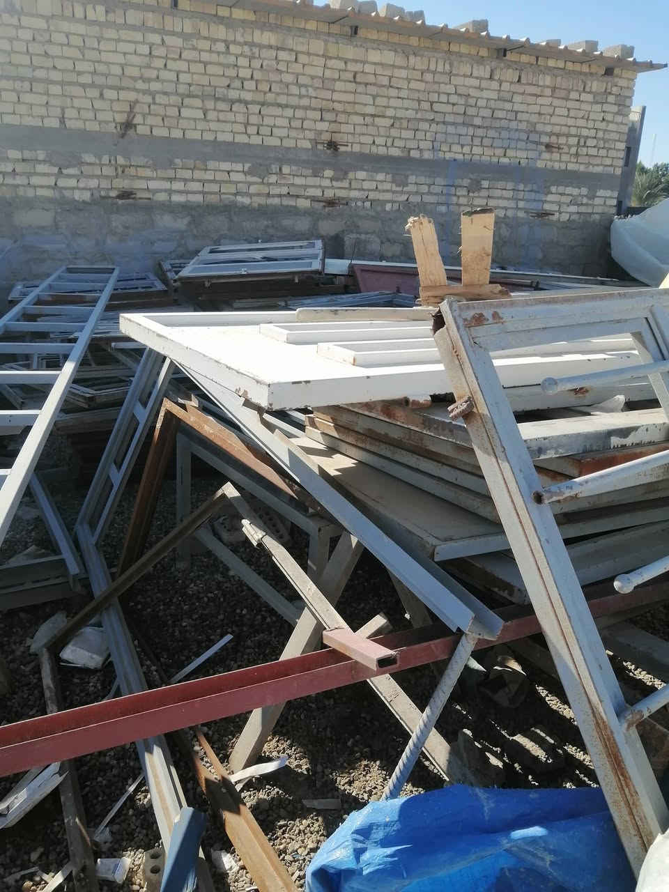 ابواب وشبابيك قياسات طلاكتين وثلاثة للشباك والابواب خارجي وداخلي للاستفسار الاتصال على ***********
