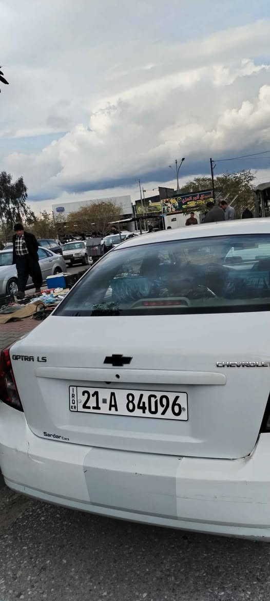 اوبترا للبیع . 2010 . ثلاث قطع بدون دواخل .. سنوی و ڕقم جدید و بیها بطاقە بنزین . کیرو محرک بشرط
*********** Singapore
