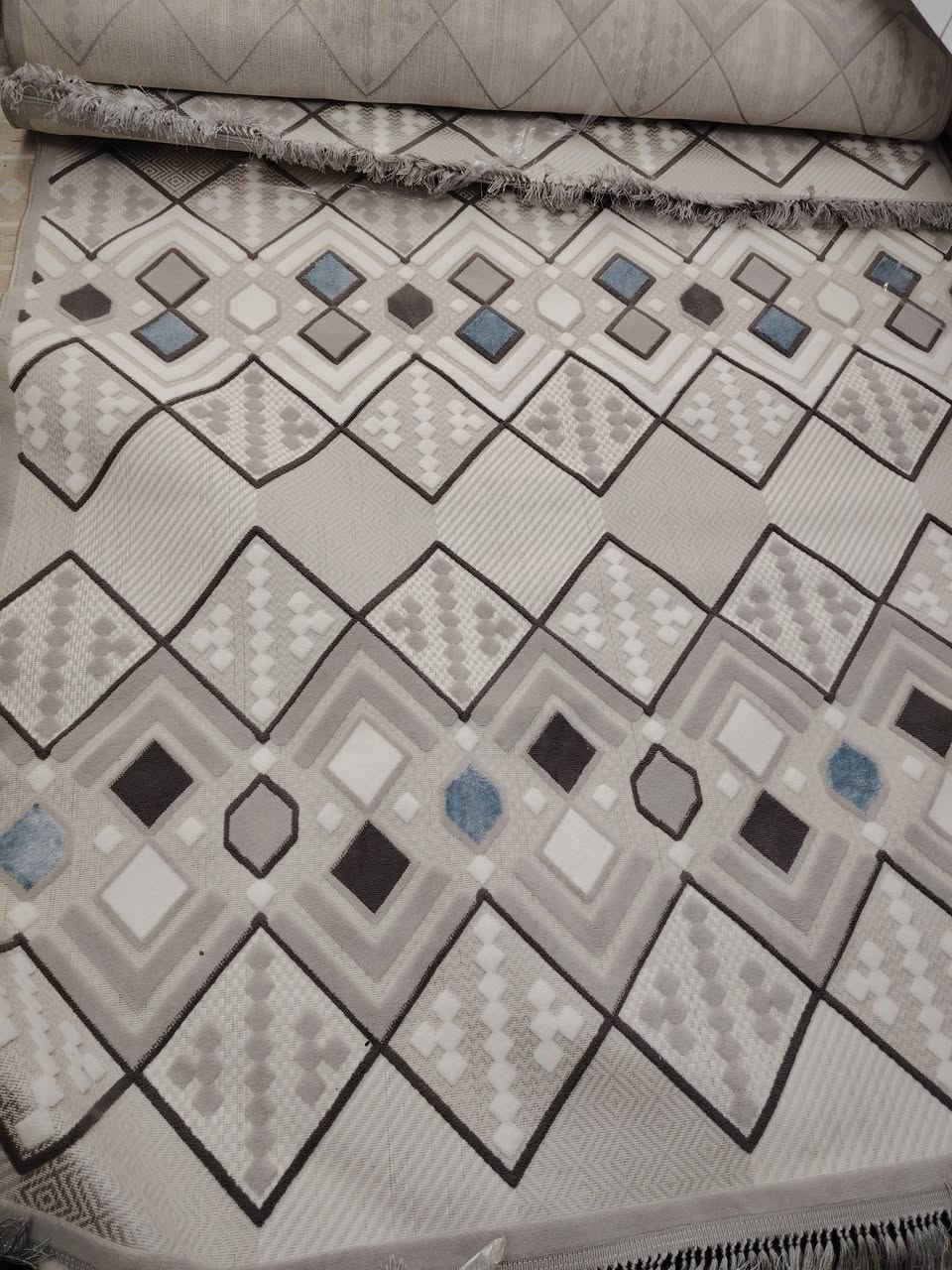 عرض خاص زوليه بوهيمي قياس ٢في٣
رصاصي
قطعتين مكرر
سعر السيت القطعتين
١٧٠ ع ٤دفعات
مقدمه ٢٠ وكل شهر ٥٠

@إشارة إشارة الأصدقاء إشارة


**إذا كنت صاحب هذا الإعلان وتريد حذفه لأي سبب، رجاءا أرسل رسالة إلى الدعم الفني**