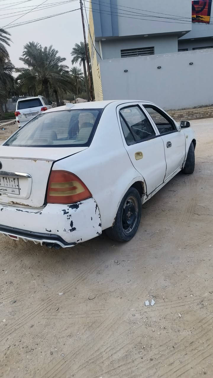 السلام عليكم
سيارة جيلي موديل 2013 سنوية لل 29 سيارة بيها خيط بخار وراعيه متوفي بس اهله موجودين السعر ١٧ وبيه مجال بسيط. 
***********
