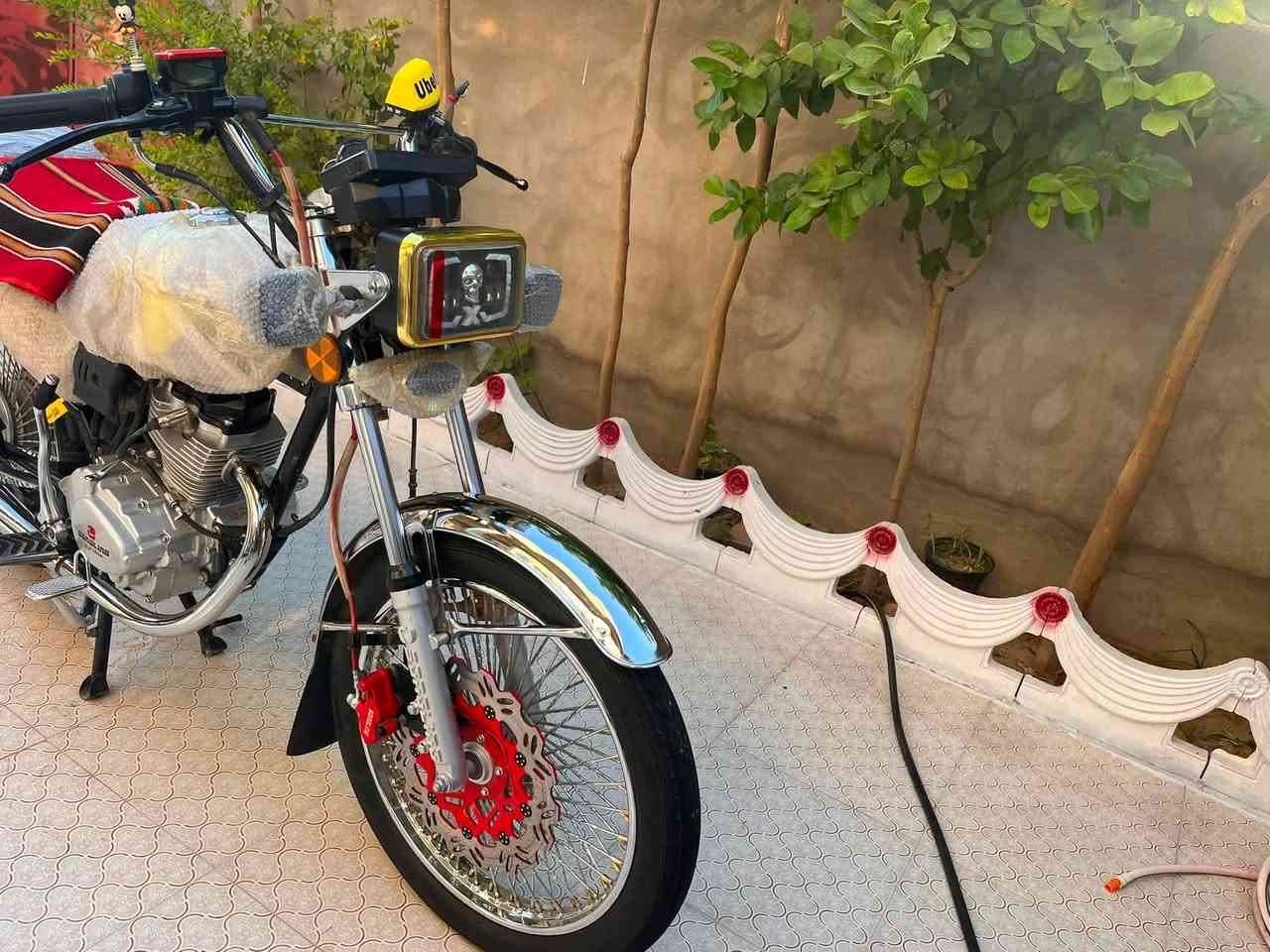لسلام عليكم تايكر موديل 25مكفول كفاله عامه بعده زيرو السعر 650 وبي مجال شي قليل العنوان ابي صيدا ***********
