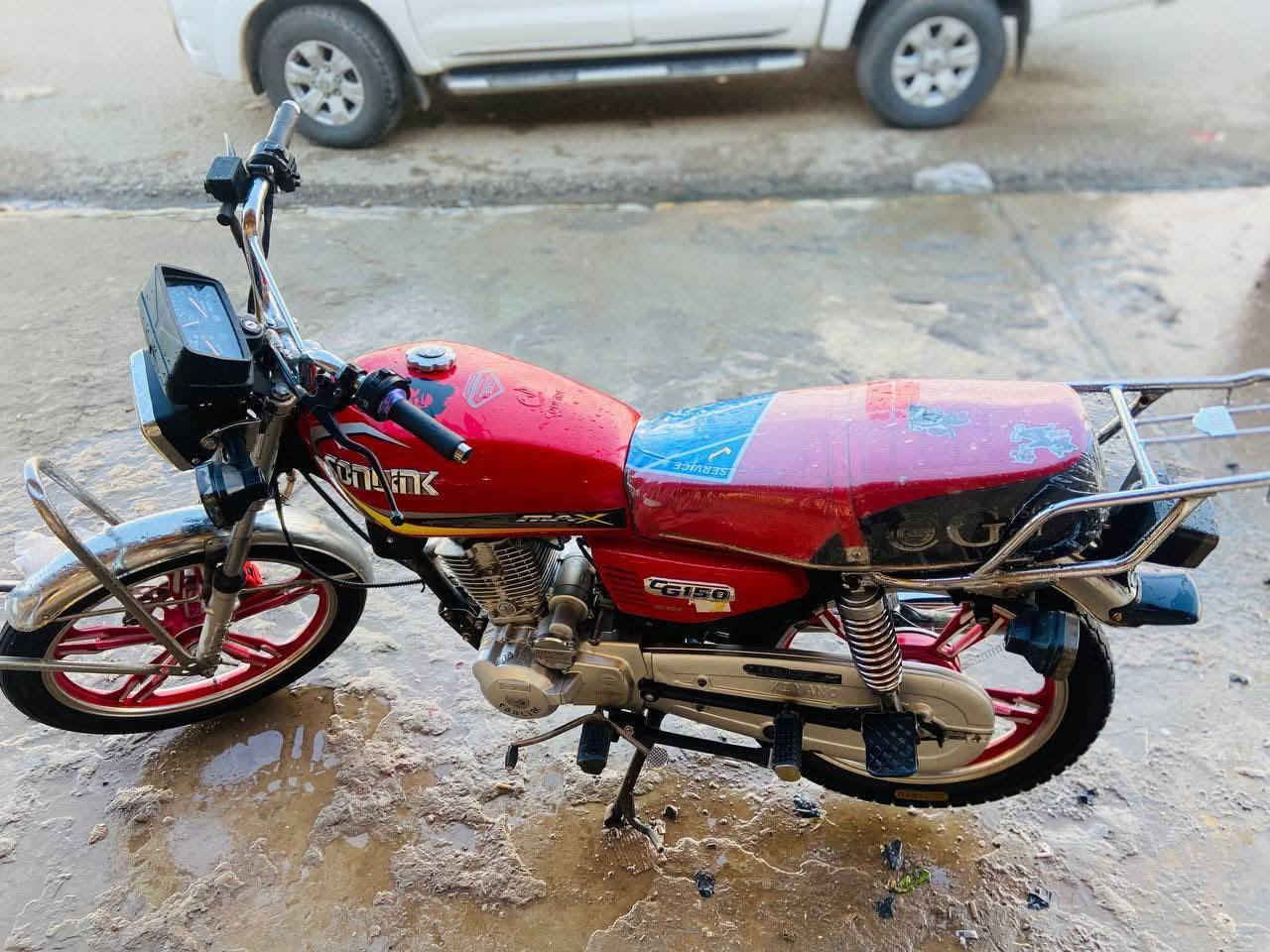 السلام عليكم ورحمة الله وبركاته 
سيفان سونك 
موديل 2023 
شرط مامطخوخ صبانه وضع شركه 
ضفيره جديده 
تشغيل عن بعد دبل بصمه 
كهربائيات كلها شغاله 
تجي تاخذو ترايك لبصره 
لمراوس مع بطح او جبلي شعندك نزل


**إذا كنت صاحب هذا الإعلان وتريد حذفه لأي سبب، رجاءا أرسل رسالة إلى الدعم الفني**