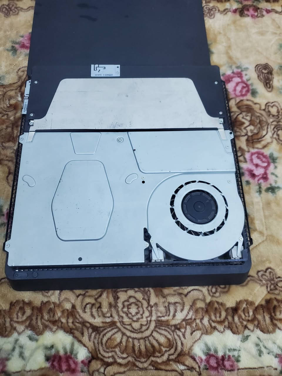 سلام عليكم بلي فور سلم كامل ملحقات اقراص 3 جوستك اصليه مو تجاري سعر235بي مجال توصيل اكو مكاني البصره رقمي ***********
