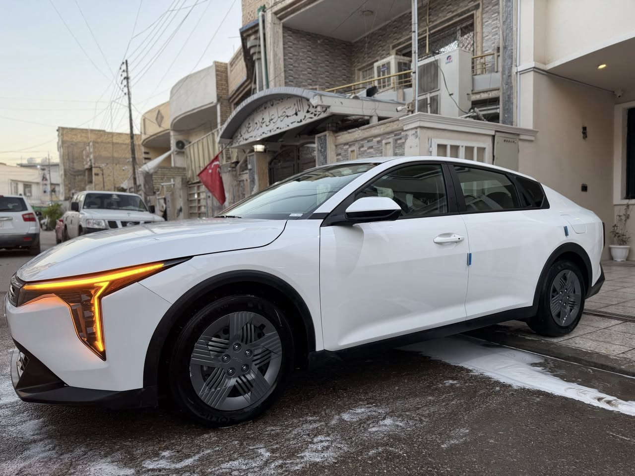 يا الله
كي فور 2025 K4 ابيض 
محرك 2000 دوش مرغوب 
سياره جاهزة مابيها مصرف ابد  

بصمة 
بصمة ابواب 
تشغيل عن بعد 
شاشه حجم كبير 
رادرات 
تحكم ستيرن 
قيادة ذاتيه 
لد امامي خلفي 
منافذ شحن خلفية 
مودات قيادة متعدده 
نقطه عمياء 
عدسات زنون 
اوتو هولد 

وبقيه مواصفات معروفه 
سياره كامله ع اخير بدون مصرف 
+ دوشمة ارضيات وكشنات وابواب 
وصندوك 
+ مشبك حمايه راديترات 

سونار مرفق مع صور 
طرف بنيد صبغ فقط 
بدون دواخل 

عنوان : كاظمية جكوك 
سعر 179
***********
