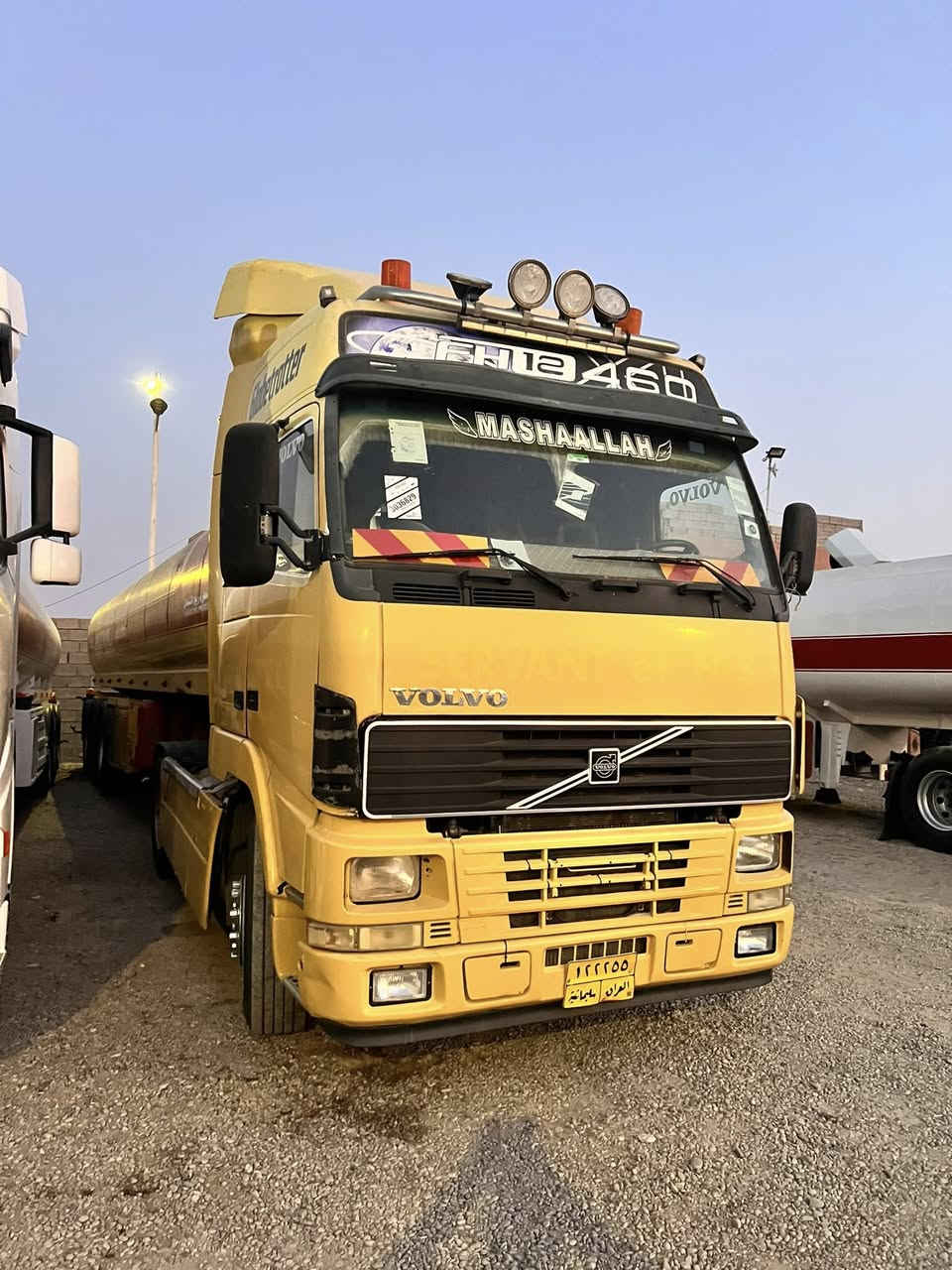 سلام عليكم ورحمة وبركاته عل بركة الله 
فالفو شخاطه صهريج موديل 2002 حجم 460 قماره ثلث خطوط سنوي طوناج جديدنضام GPS  تاخم تاير راس عاربانه تانكي كالبرس دبل تاير سبرنك سياره موجوده في شركة شمس كركوك 
***********
***********
مكان شركة مفرق شوان مقابيل كبان اربيل كركوك
