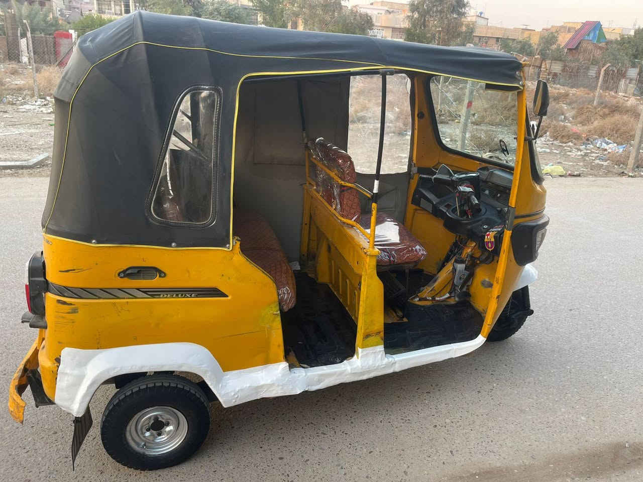 سلام عليكم تي في اس للبيع موديل 2020مكينه جديده صار شهر من مسويها كله جديد وكلجات جدد قمجياات جدد دبلات جدد تخم تاير تخم ويل تاير جبلي الاصلي اربعه دوشمه جديد البارحه سويتها نقص بيها بس  كهرباء جوه الستيرن ابو الكهرباءيات يسويها ب٥٠ بس جادر جديد قبل سبوع شاده جلهه جديد  تخم درايم شفتات تخم لقم تخم لاستيك كله جدد وبيها خياس شويه يم الدوسه اليمنه تحويل ثاني يوم اوراق اصوليه مال شركه عنوان الامين الثانيه قرب شارع المركز ***********    سعر 3:وربع وبيهاا مجال للطيبين
