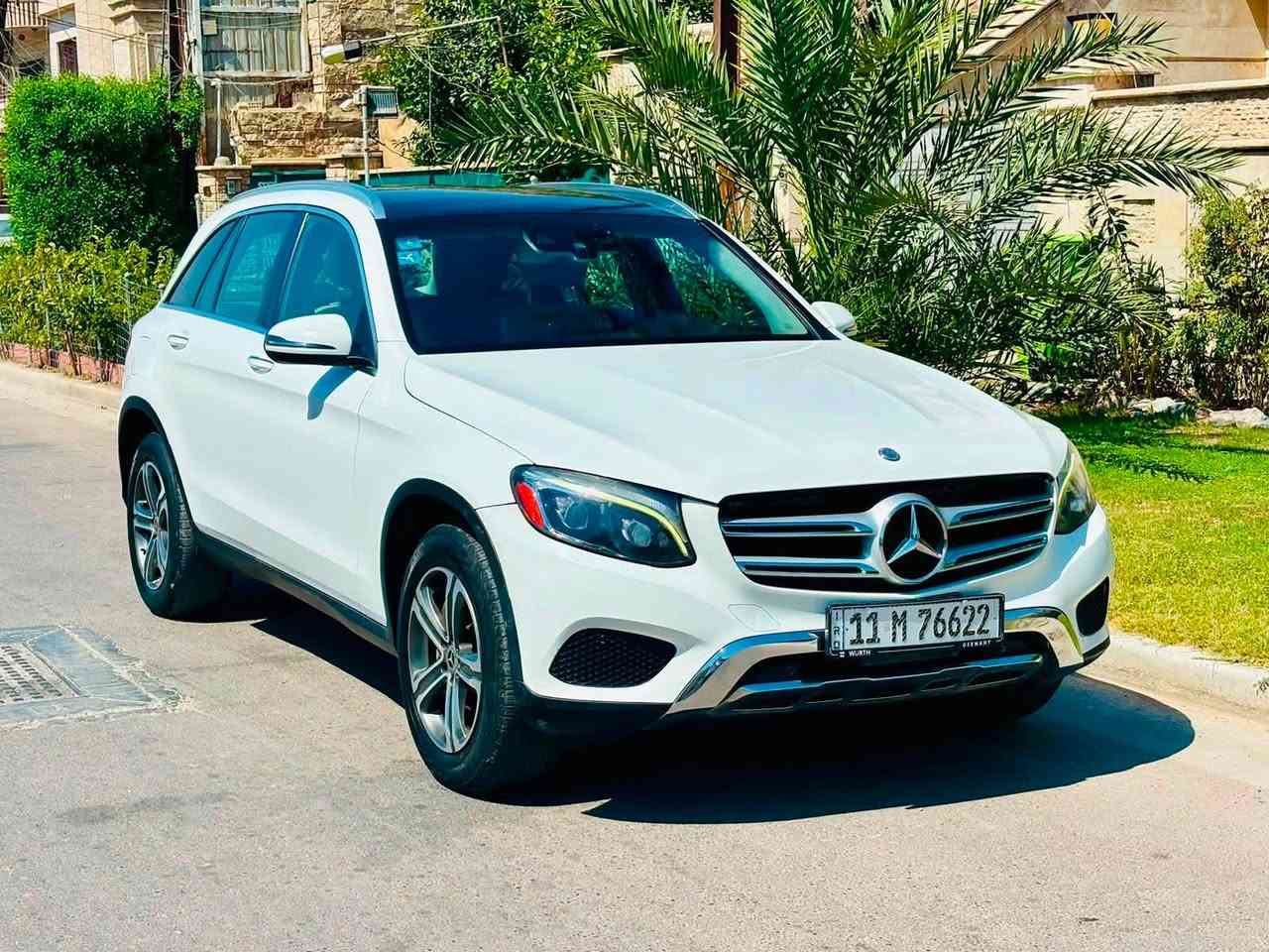 السلام عليكم 
مرسيدس GLC 300 موديل 2016
(رقم بغداد سنويه باسمي )
ماشيه 71 الف 
وارد امريكي صور الحادث بل منشور 
فول مواصفات سياره نضيفه او ما بيه اي نقص 
مكان السياره حي الجامعه 
***********
