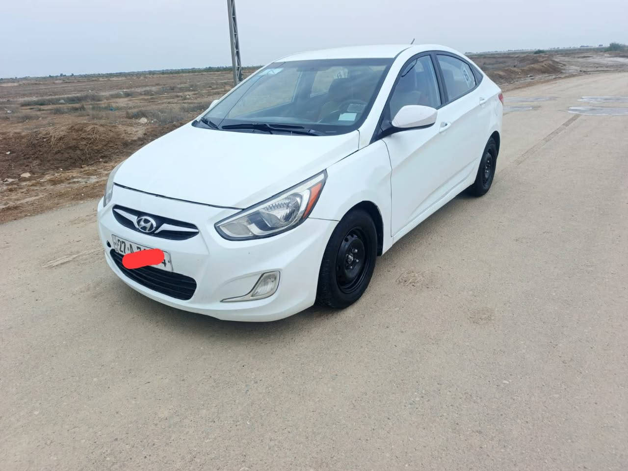 السلام عليكم 
رمضان كريم 🌜 
هونداي اكسنت موديل 2015 رقم ذي قار جديد دولي حره تحويل ثاني يوم سنويه مجدده 29 مشروع وطني وارد امريكي ضربته بنيد وجاملغ تبديل فقط وبيه صبغ داير الجاملغ الخلفي فقط والباقي كفاله عامه مكينه 1600 (شرط ما مفتوحه) مكينه وكير وحداديه وتبريد ثلج وتخم تايرات كله مكفول سياره جاهزه مال جناي بمعنه الكلمه ماشيه 150 الف حقيقي مكان سياره ناصريه سعر 79 بيه مجال قليل رقم الهاتف *********** أنه مكلف بل نشر خابر راعيه بيك خير وتدلل
