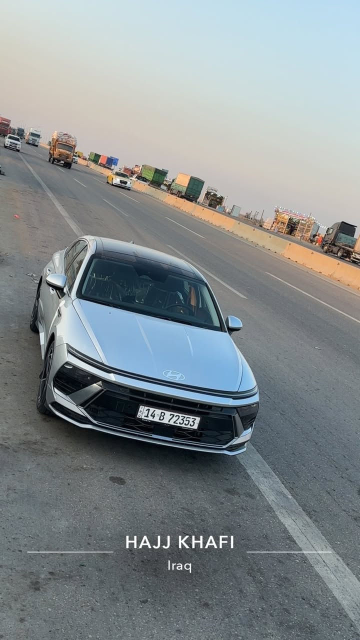 ⸻

🚗 للبيع سوناتا 2024 وارد أمريكي
محرك 2.5 تنفس طبيعي GDI اقتصادي وقوي
جير أوتوماتيك / تعليق فول مواصفات
ماشيه :40 الف كيلو زيرو وقابل للزياده 
السياره (معوقين) ورقم بصره والمعوق موجود و بصحه جيده 
ضرر السياره :جاملغ وبنيد فقط صور الحادث مرفقه مع المنشور 
✨ المواصفات:
 • تشغيل بصمة
 • شاشة كبيرة + نظام ملاحة
 • رادار + نظام الحفاظ على المسار
 • كراسي جلد
 • كاميرات + حساسات
 • مثبت سرعة
 • مكيف قوي
 • جنوط سبورت
 • السيارة نظيفة جداً وما تحتاج شي

📍 السيارة بحالة ممتازة – استعمال شخصي – جاهزة للفحص بأي مكان
💰 السعر 185 وبيها مجال بسيط حك الجيه 

📞 للتواصل: (***********
