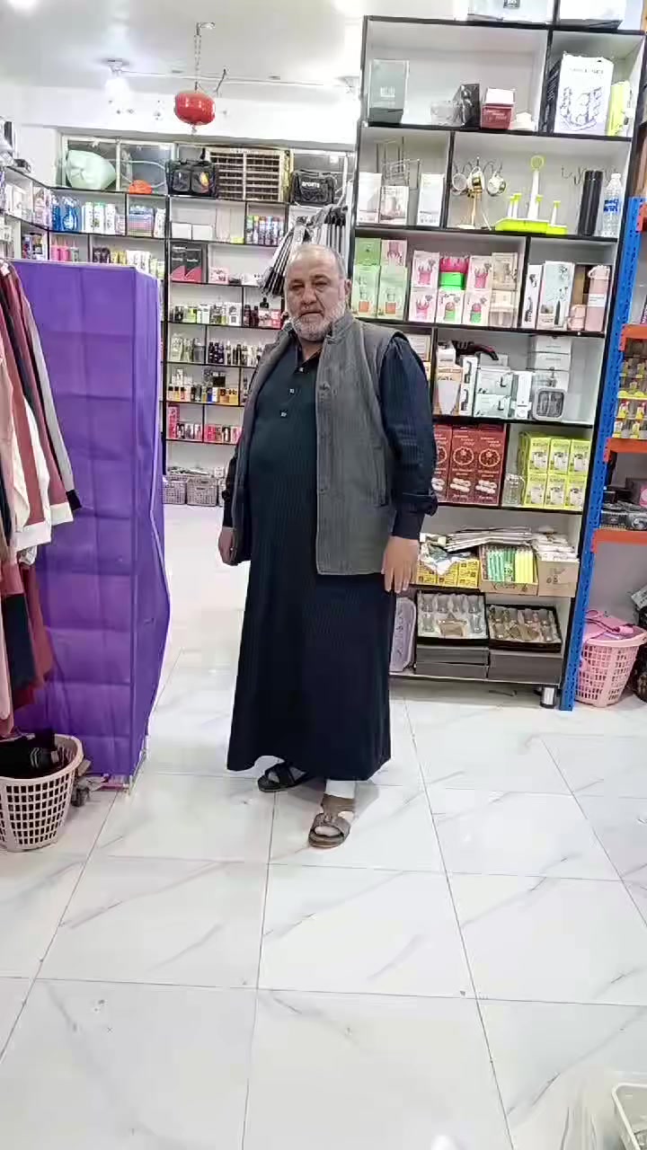 ليس الفخر ان تبيع ل ٥٠ زبون 🥰
                       بل الفخر ان يعود الزبون ٥٠ مرة
للتواصل عل والواتساب
***********
***********
