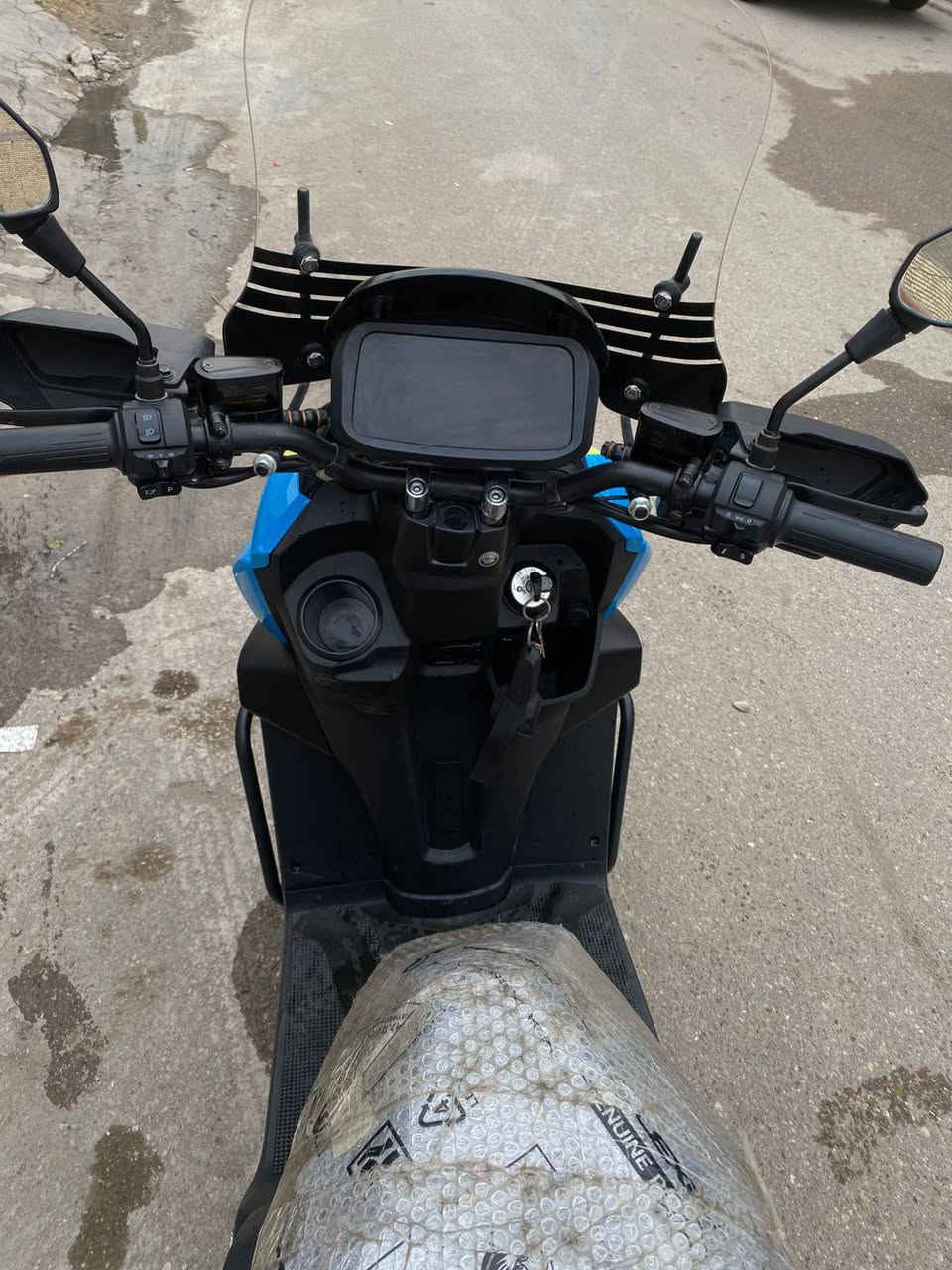 السلام عليكم
دراجة Tank الأباتشي الشحن من شركة SAIGE موديل
2025 نظافة 95% داخل خارج مكفوله من اي اعطال دراجه محترمه + مكاتبة الك لغرض الأمان  للاستفسار أكثر واتساب🟢*********** بأي وقت اني موجود.
