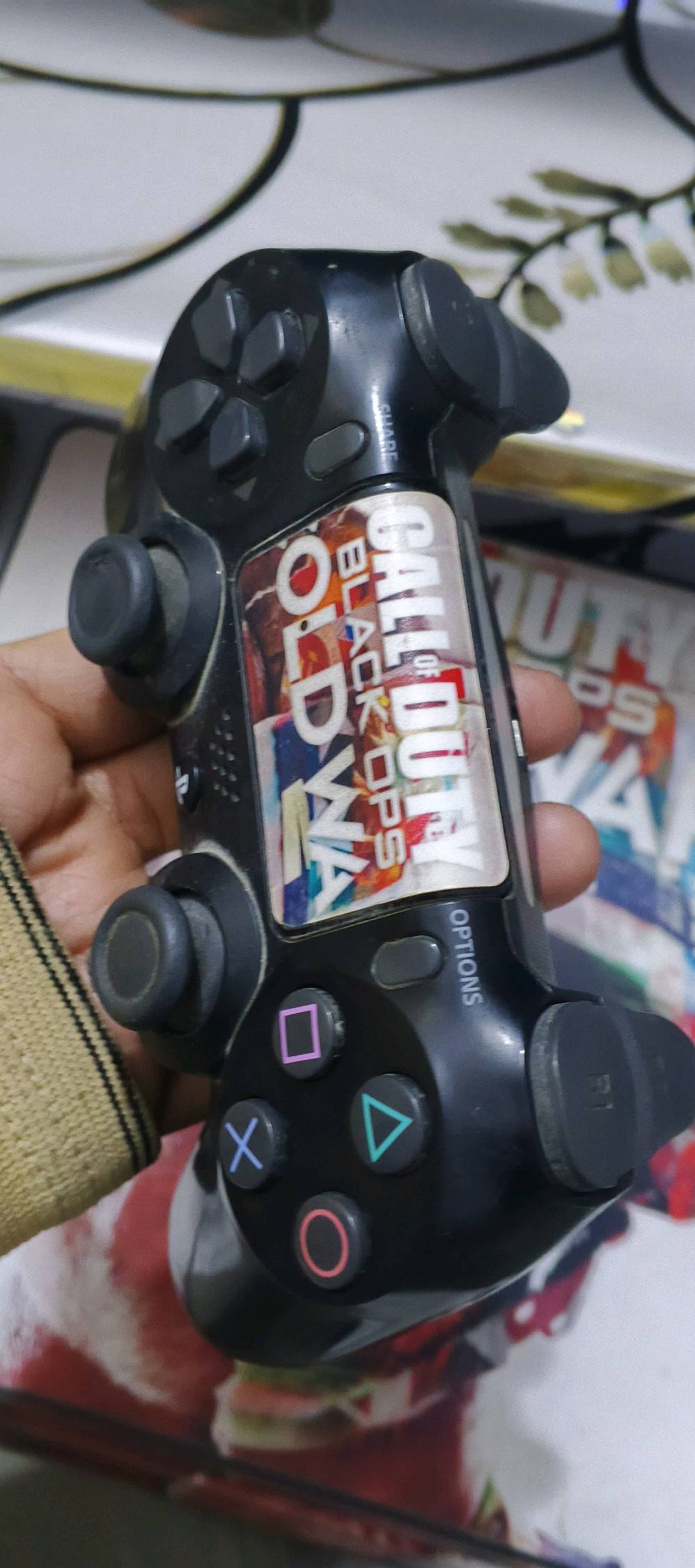 بلي 4 قابل لتهكير اصداره 12.50 هارد الف جيجا كامل ملحقات يدات 2 كارتون كيبلات 