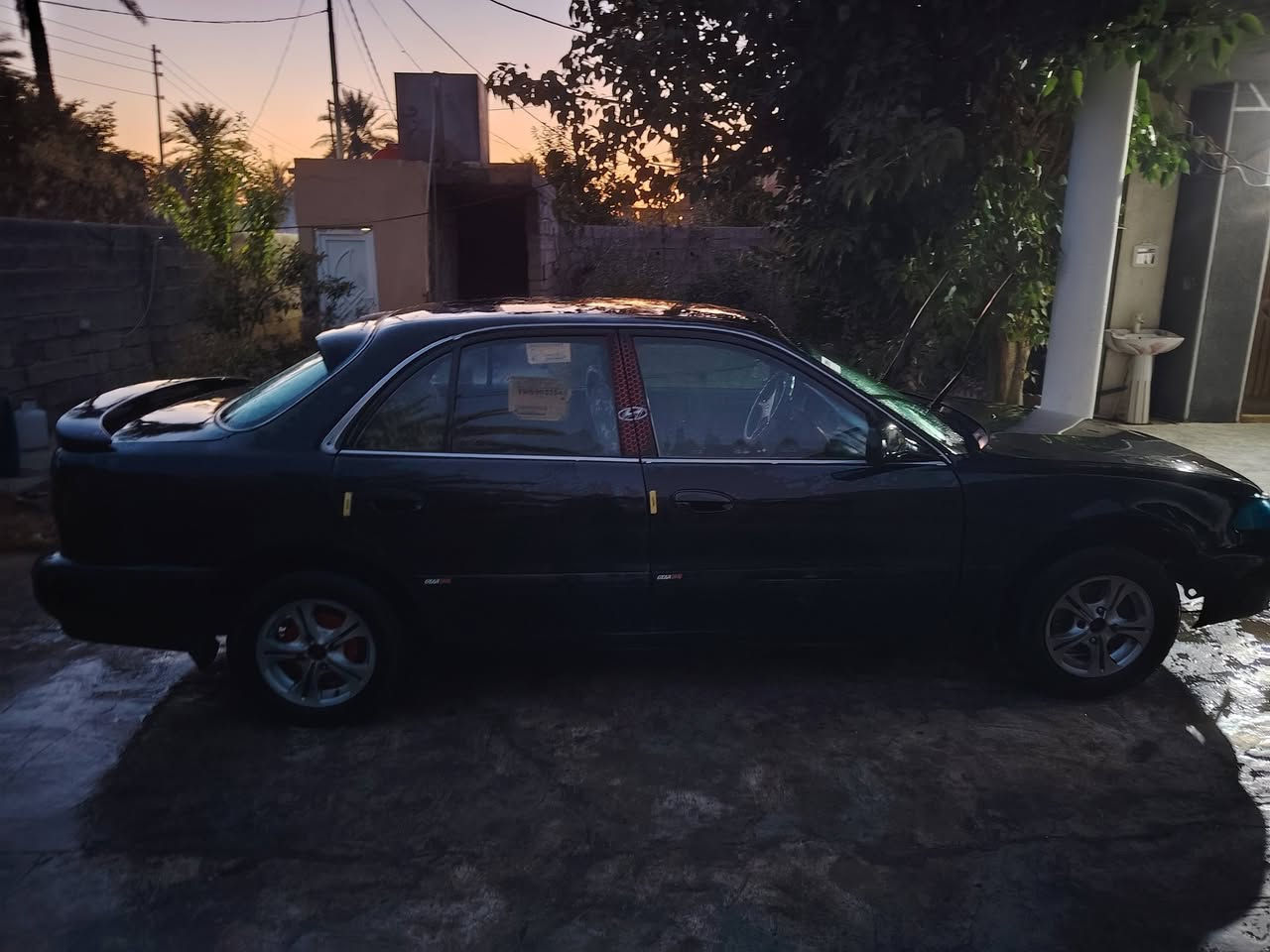 من رخصت الادمن سوناته2 للبيع ٩٤ سنويه لل ٢٧ السياره حلوه مامتواجد عل فيس هاذا رقمي ***********
