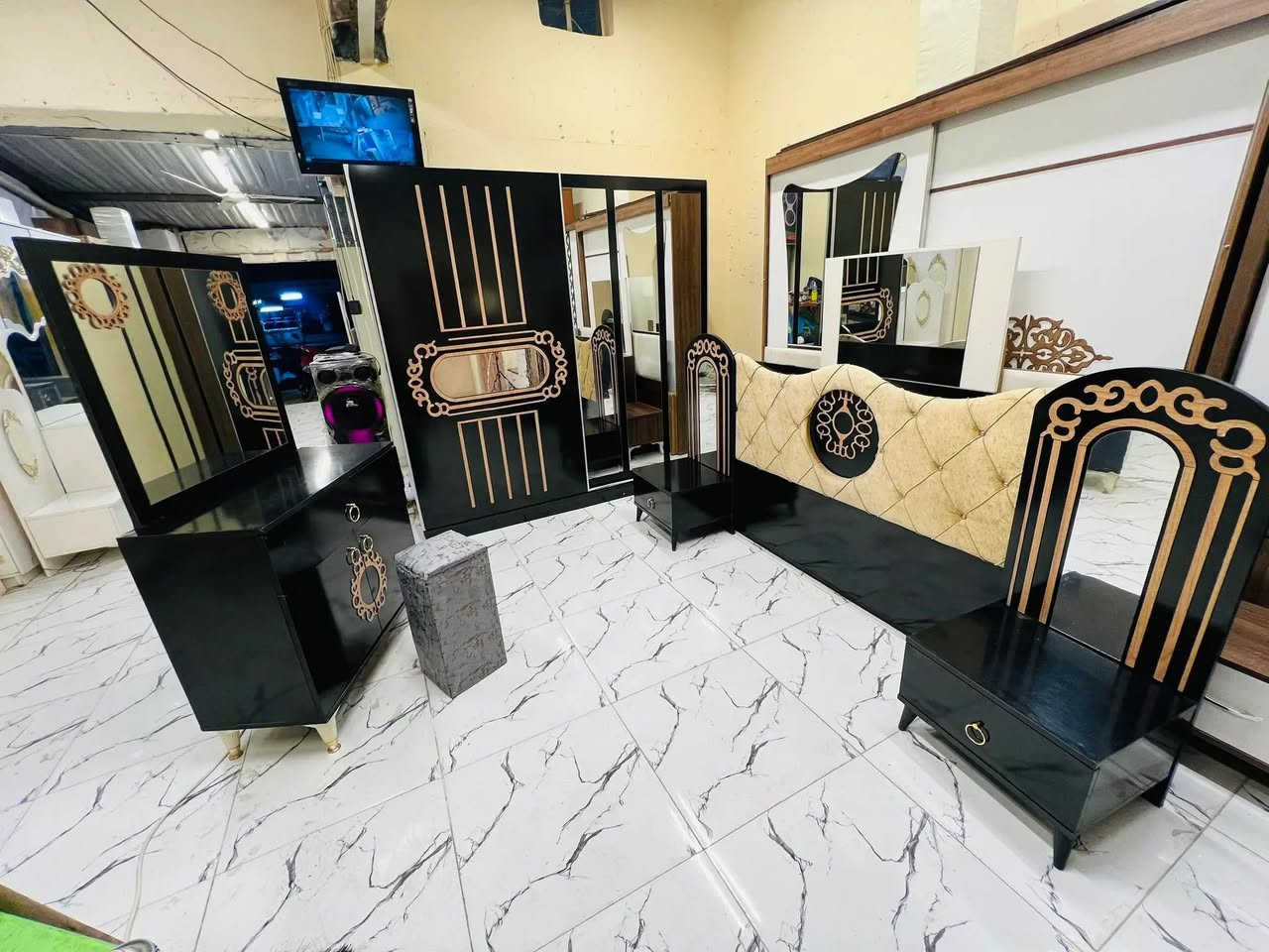 غرفة نوم مستعملة🇹🇷
 نضافة80 ٪💯
عدد القطع / 5
نضام / أسلايت 💢 
400🔒
شد ونقل داخل بغداد مجاني🚛
يوجود توصيل محافضات
هدية 🎁 طابورية
(عموله25)عبود المالكي


**إذا كنت صاحب هذا الإعلان وتريد حذفه لأي سبب، رجاءا أرسل رسالة إلى الدعم الفني**