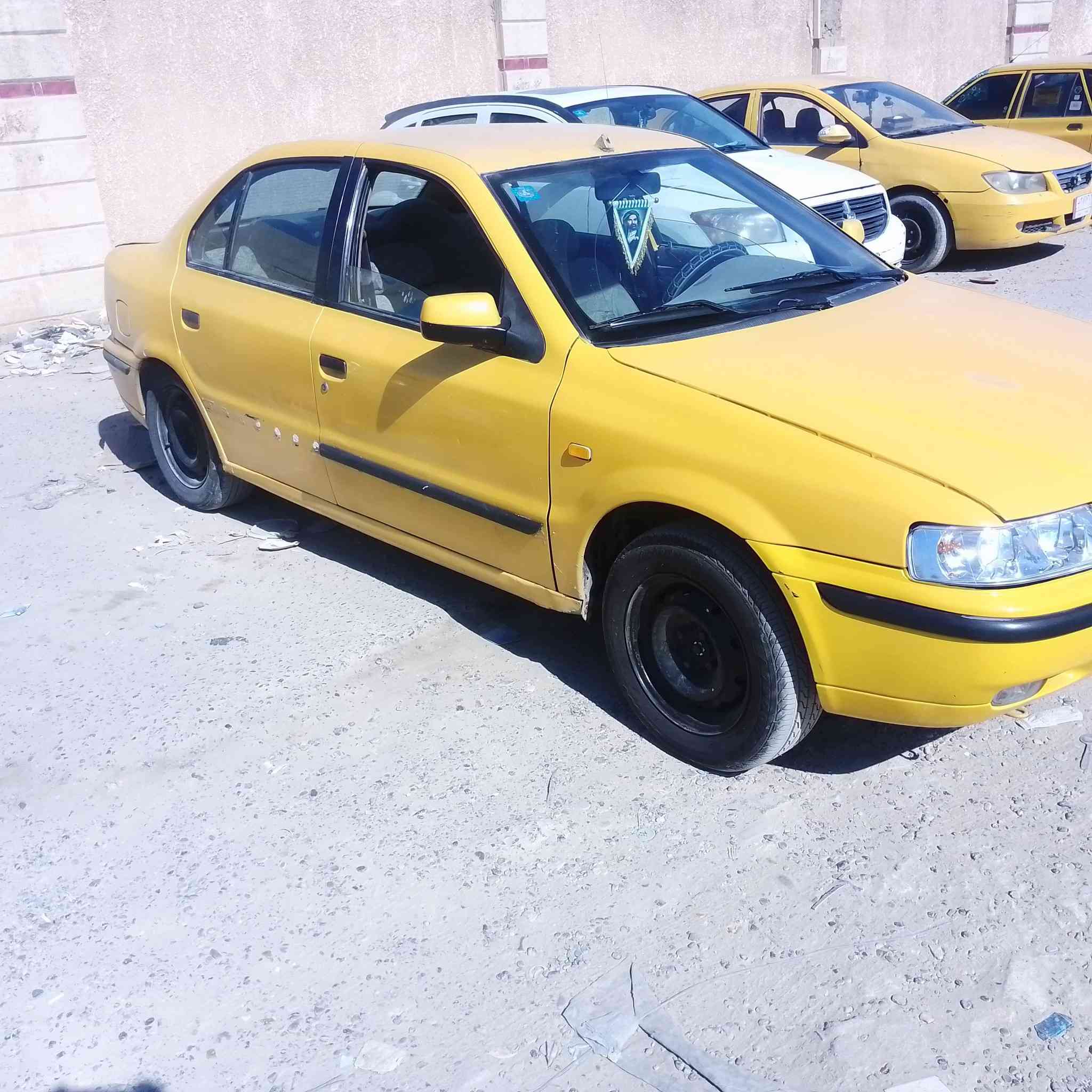 السلام عليكم سمند 11 محدث 12 مكان مدينة الصدر عليها غرامة 200 وهيئة مطلوبة سنة تحويل  السعر 16 صافي تاخذ مني بس تحويل 
***********
