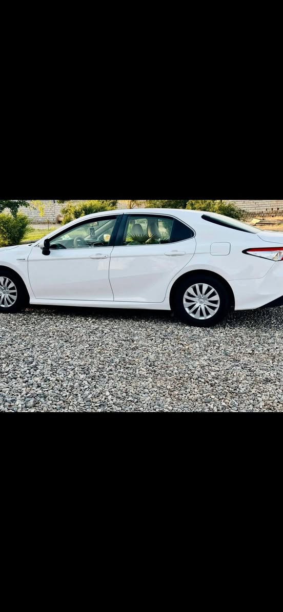 تيوتا كامري 2022 hybrid للبيع

السيارة موديل 2022 اصل 2020

الموصفات 

بصمة 

تبريد قطعتين 

نضام Eco .Smart . Sport 

لايت زنون لايت لد نهاري 

ويل كب رياضي 

مكينة 2500 ضمااان 

شاشة كبيرة 

تحكمات ستيرن حساسات 

صندوق بصمة 

داخل لونين اسود وبيجي 

مانع انزلاق 

سايد بريك بصمة 

السيارة اصل ابيض 

رقمها كركوك انكليزي بدون اي غرامات 

السعر 140  بيها مجال بسيط 

الاتصال ***********

الاتصال ***********
