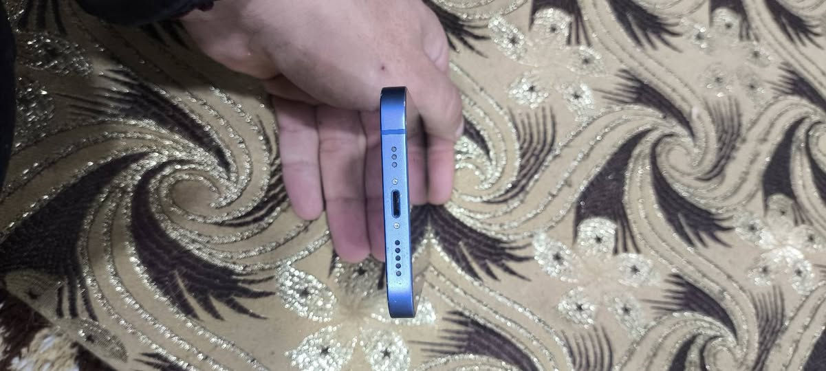 13 عادي ذ 128 بطاريه 88 بلادي نموذج M نورمال مامفتوح سعر 400 وبي مجال  ***********
