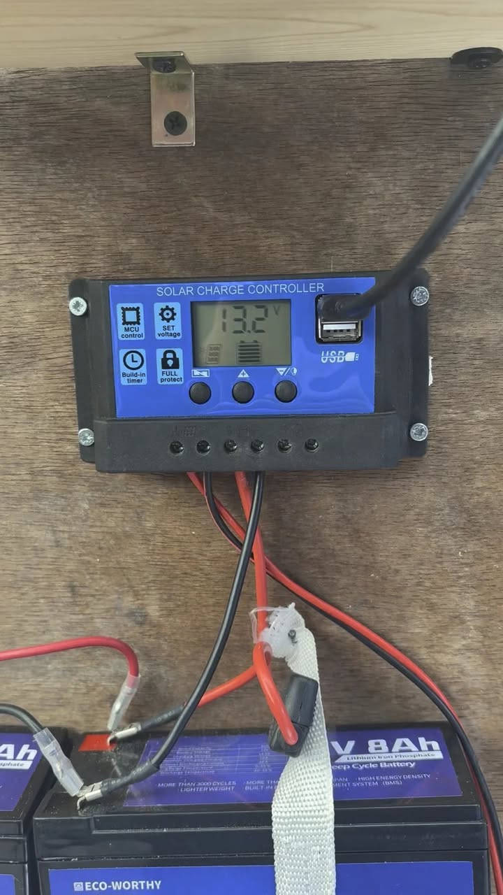 لوح طاقه شمسيه مال سياره يشحن باتري سياره نطيني سعرك بلعافيه


**إذا كنت صاحب هذا الإعلان وتريد حذفه لأي سبب، رجاءا أرسل رسالة إلى الدعم الفني**