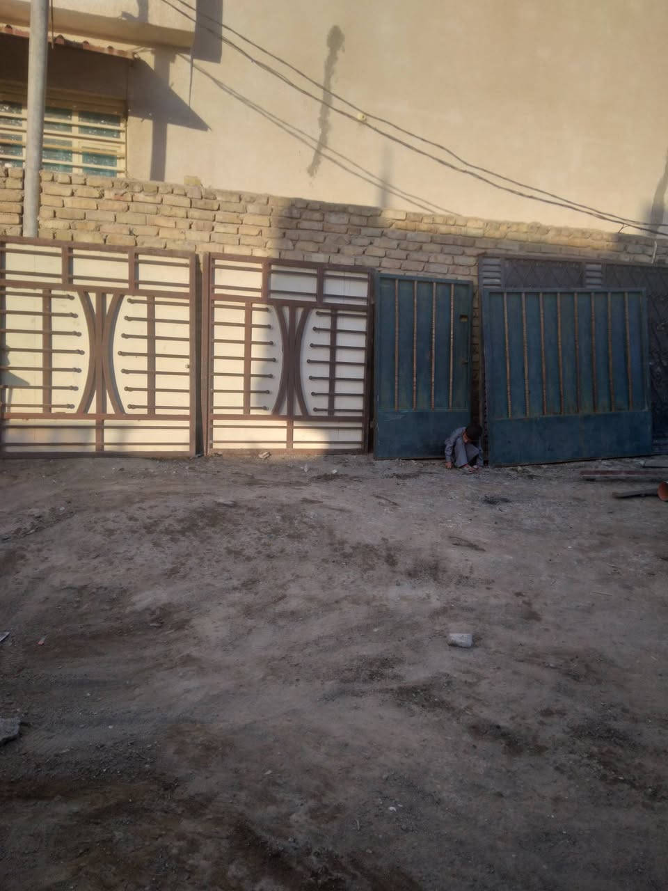 بيبان نظيفه للبيع سعر الواحد ١٠٠ رقمي ***********

