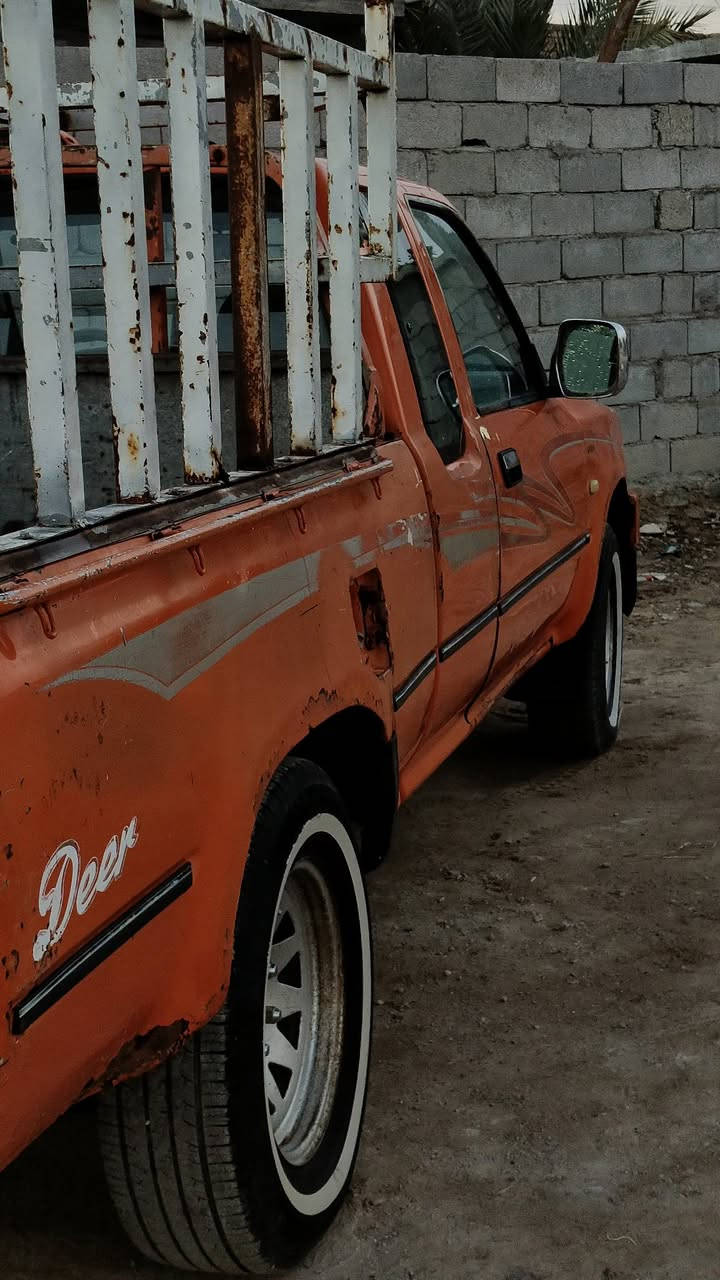 السلام عليكم كريت ويل قماره وربع 2006 رقم بغداد صدامي وشرط التحويل مكينه وكير واكسن خير من الله السيارة بلاديه بس عوزها شويه ملاحظات السعر 28وبيه مجال...العنوان العزيزيه طريق الكوت.. للاستفسار اكثر ***********/***********والشراي يتصل وما متواجد عل لانترنيت..
