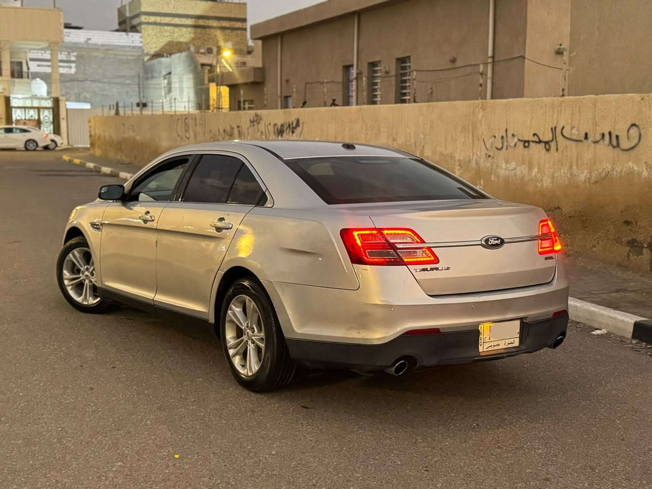 سلام عليكم البيع فورت تورس مديل 2013سيارة جديدة حيلل جهازة حدادية من طول لطول نفاضها محرك كير تبريد كلها جهازة سيارة ما بيها كل نقص بدي بيها مكانت صبغ قليلة تجميل فول لفول عدة فتحة بسمنة تحويل ثاني يوم السعر 85وشراي ينتصل هواي مو شراي لايتعبني مكاني بصرة رقمي ***********
