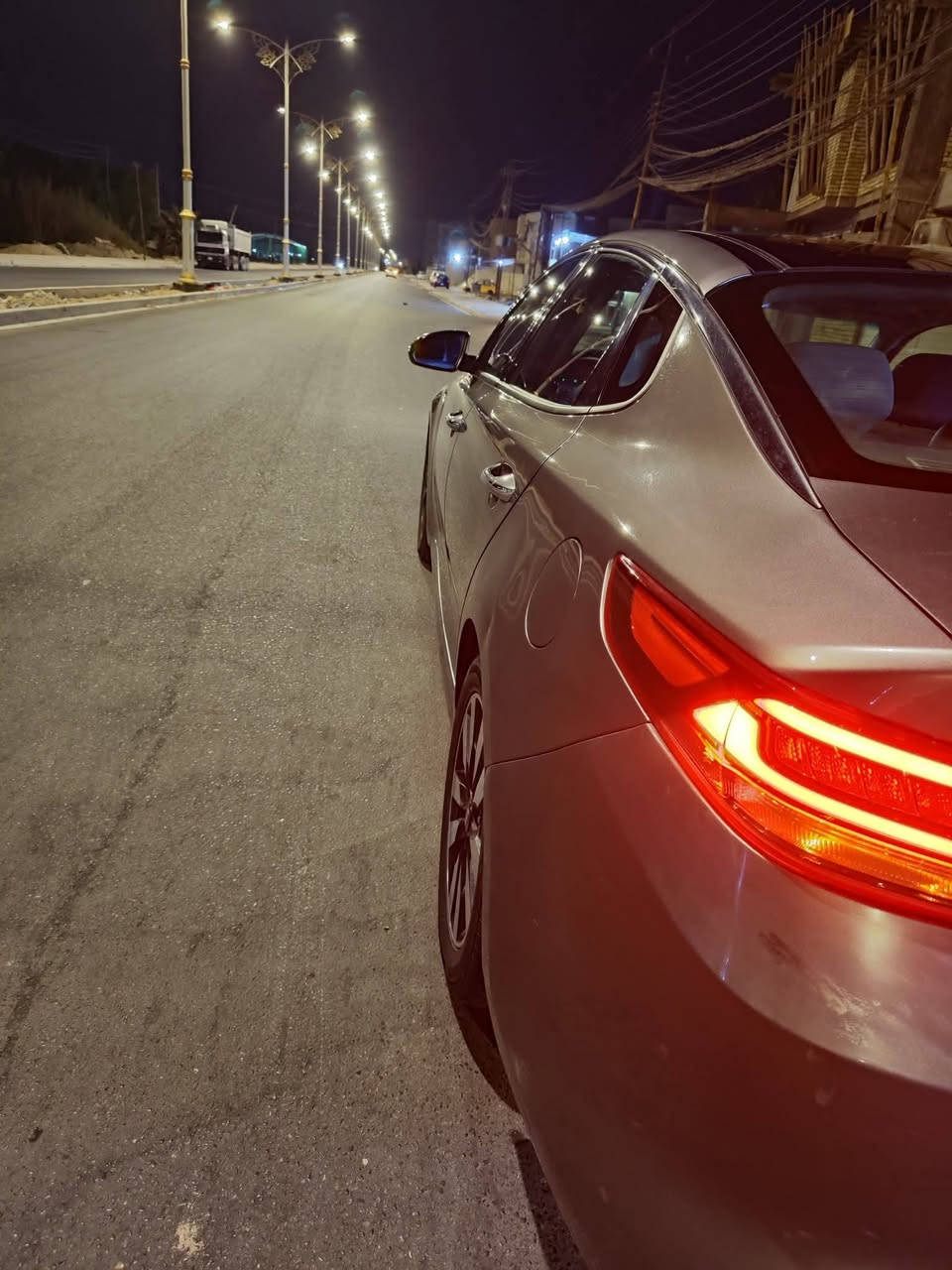 اوبتما 2016 محرك 2400فول الفول مواصفات
وارد امريكي حادثها الجاملغ الخلفي 
رقم بغداد 
ماشيه 108 
بانوراما 
كشنات تدفئة تبريد 
استيرن تدفئة 
رادار +حساس +كامره 
مثبت سرعه نظام اسبورت 
خزن مقاعد كهربائي 
السياره بيها هواي مواصفات بعد يعني كل المواصفات بيها 
والسيارة جدآ نظيفه 
السعر 120$ 
للتواصل ***********
