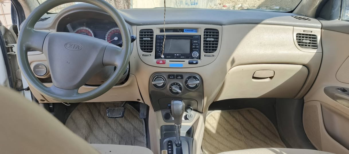 كيا ريو موديل 2012 رقم أربيل مكفولة من الغرامات تريد وكالة أو مداور ضرره فقط صبغ جامعة خلفي السعر ٨٦ وبيه مجال قليل مكاني كربلاء. 
***********

