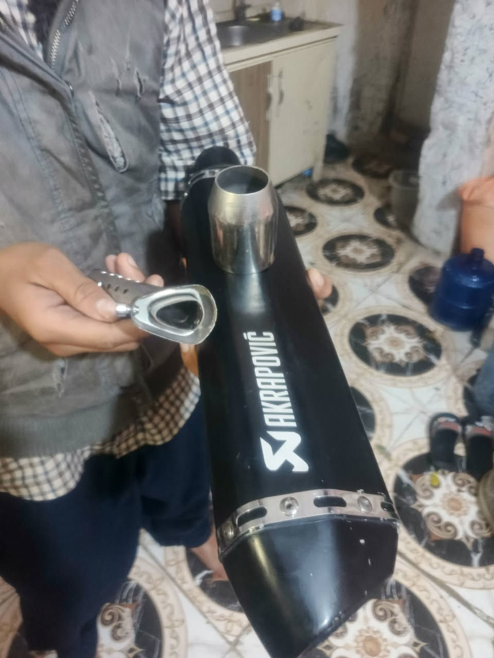 صالنصه صوت و كاتم ***********
