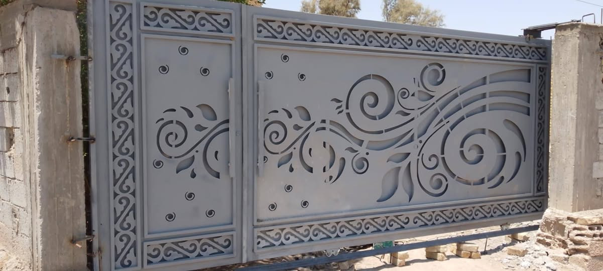 محل حداده السالمي لبيع الأبواب والشبابيك ومحجرات .. المكان... الشارع العام.. قرب سيطره ال جروخي للاستفسار الاتصال على الرقم *********** 🌹
