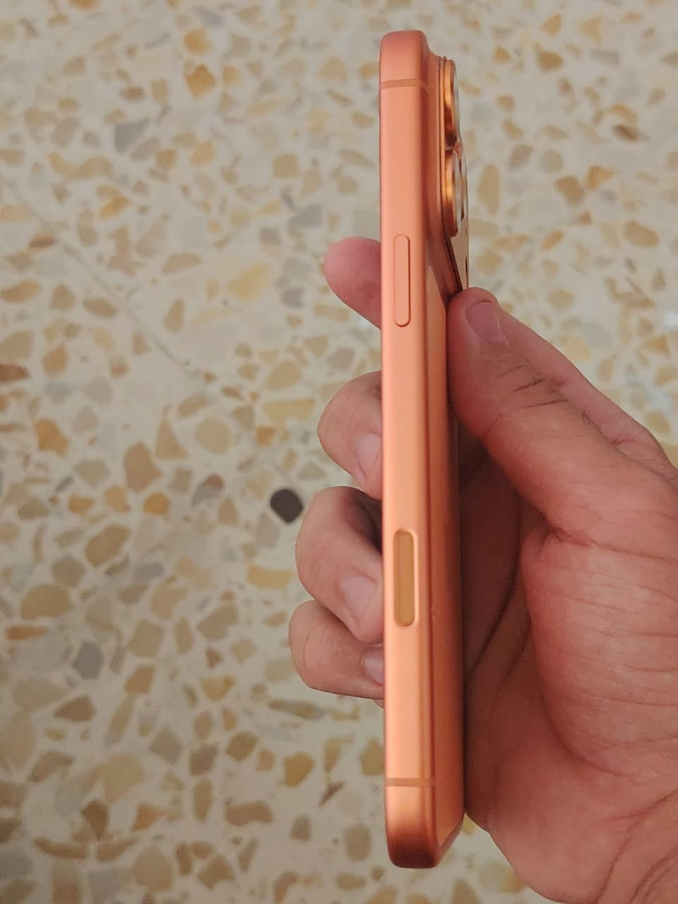 🔥 للبيع iPhone 17 Pro Max 🔥

🟠 اللون: برتقالي
📱 نسخة ESM
✨ نظافة 100%
🔋 صحة البطارية 99%
🛡️ الجهاز ما زال ضمن الضمان
📦 كامل مع الباكيت وجميع الملحقات

💰 السعر: 1,600 الف

✅ جهاز استخدام خفيف ونظيف جداً
✅ جاهز للفحص بأي مكان
✅ لا يحتاج أي مصروف

📞 للمراسلة والاستفسار على الخاص
***********

