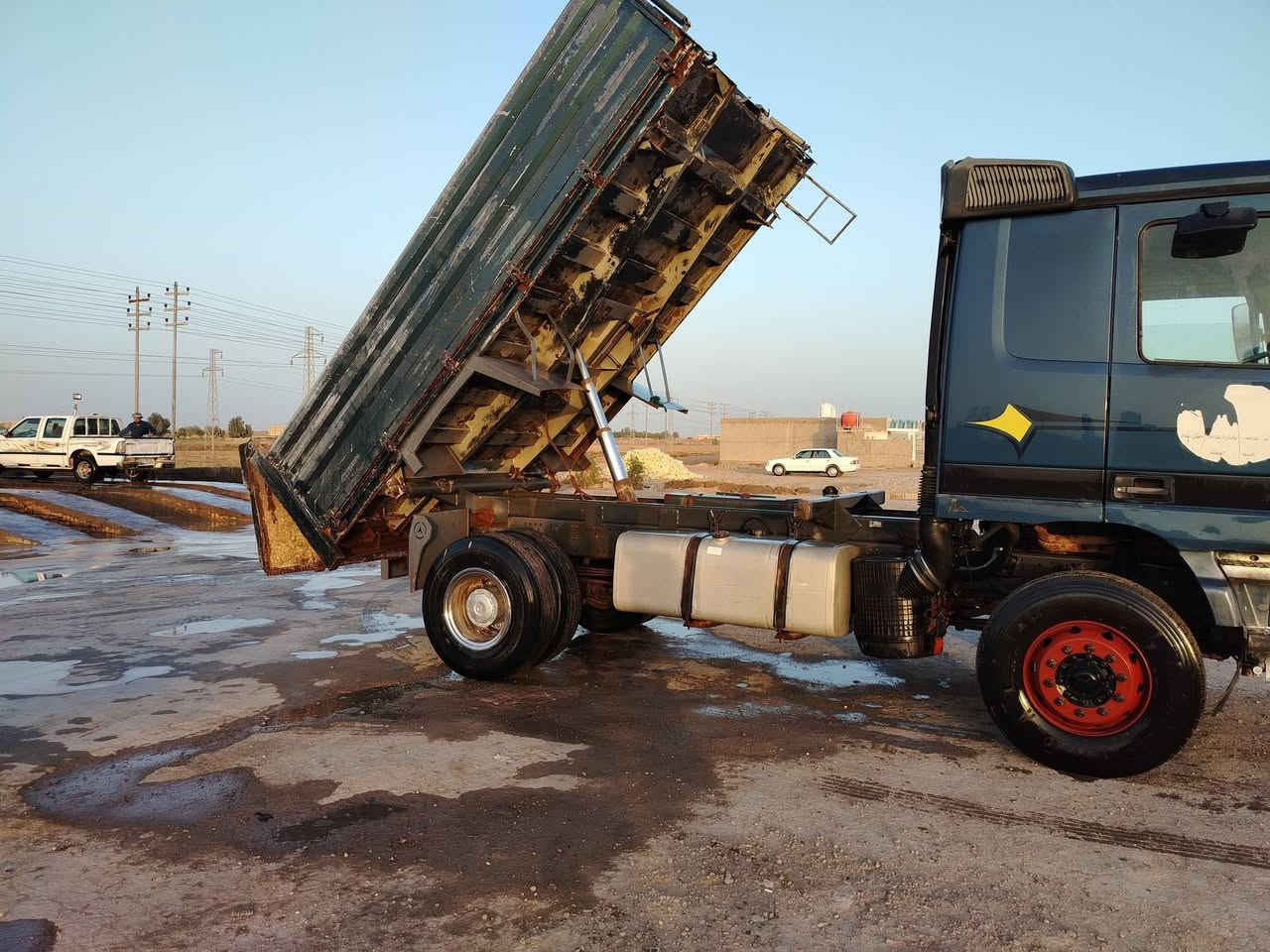 كترو موديل 2003مكفوله كفاله عامه مكينه ٨ حجم ٤٨ كير فتياس حجم ٢٤٠ غلاب بلاد تحويل مباشر ال استفسار تصل ***********
