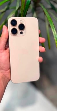 الموديل: iPhone 16 Pro Max. ​سعة التخزين: 256 جيجابايت. ​صحة البطارية:...