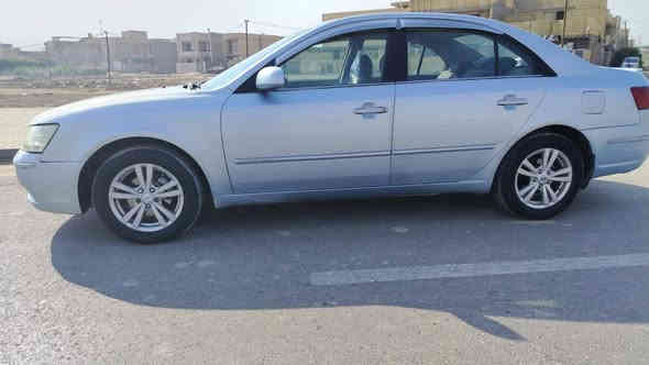 السلام عليكم لبيع سوناتا رقم بغداد بسمي  موديل ٢٠٠٧ وارد أمريكي حادثهه خفيف وصور الحادث مرفقه بالمنشور السياره مصبوغه حزام أثر جراد السياره جاهزه من كل النواحي السعر ٩٦ وبيهه مجال بسيط لشراي الشراي يتصل ويدلل مكان السياره واسط الكوت مركز المدينه رقم الهاتف ***********
